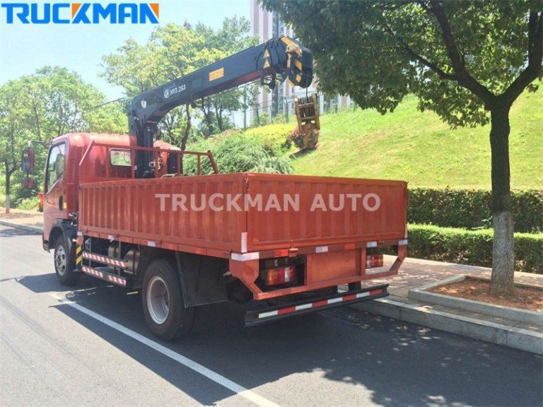 Caminhão de carga SINOTRUK com guindaste de 3 toneladas
