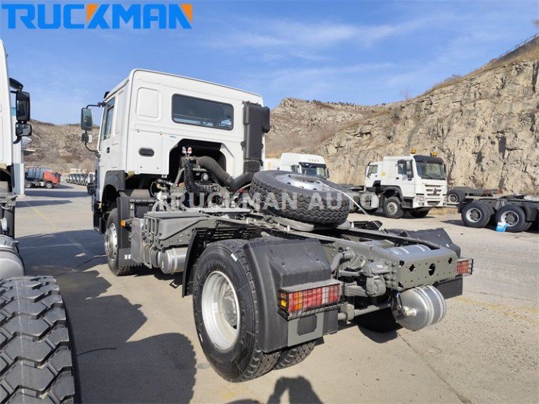 Cabeça de trator SINOTRUCK HOWO 4X2