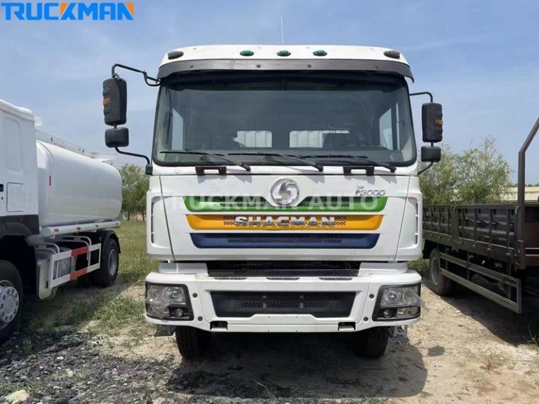 Caminhão de carga SHACMAN F3000